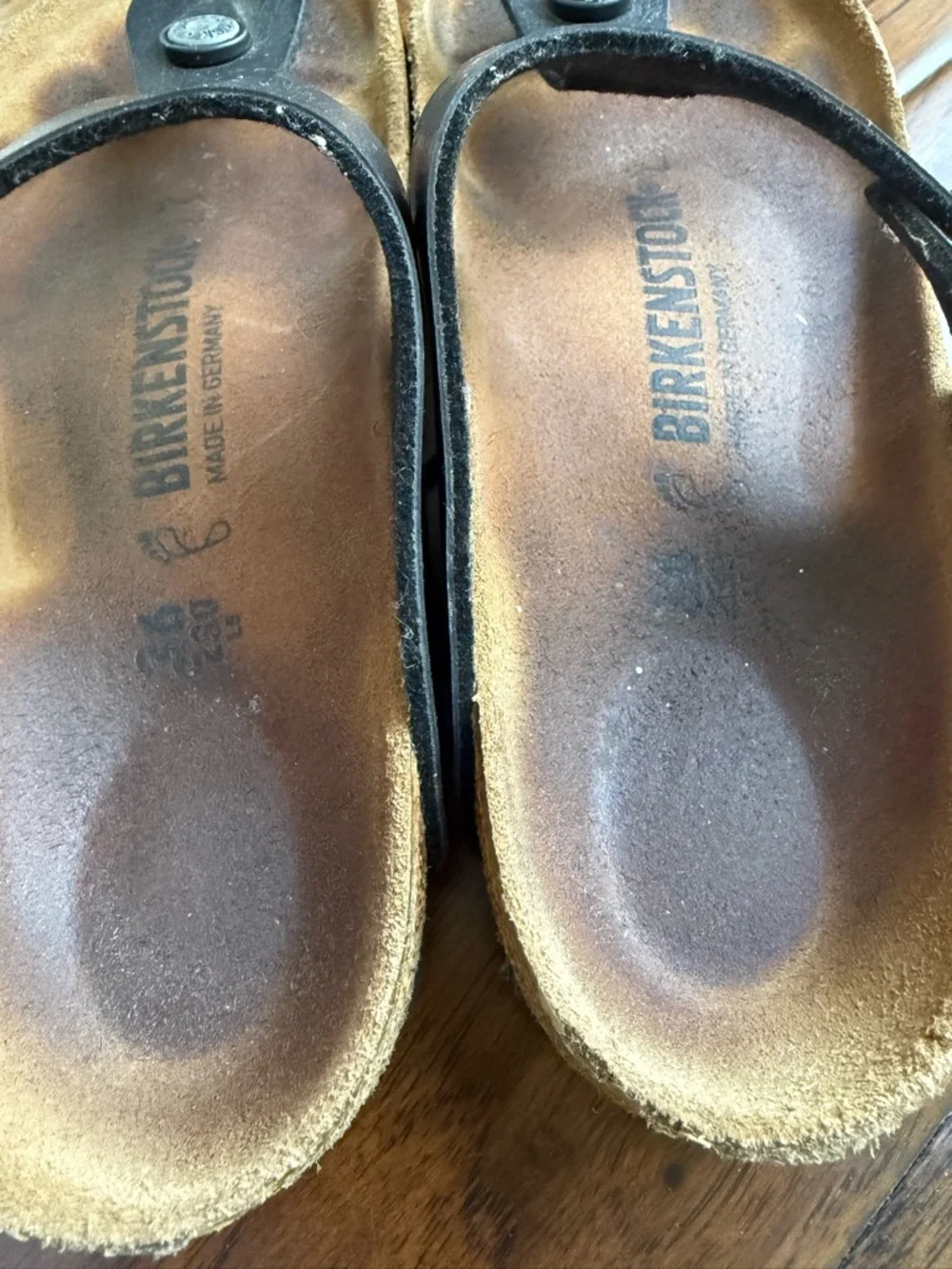 Birkenstock Gizeh Sandal - Picture 3 of 5